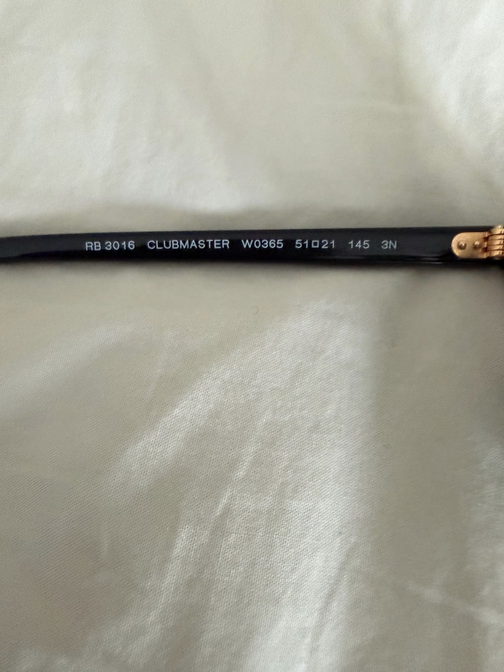 Ray-Ban Clubmaster Sunglasses - Picture 5 of 7